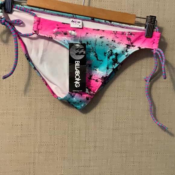 Billabong Vibrant Pink and Blue Bikini Bottom - Picture 1 of 7